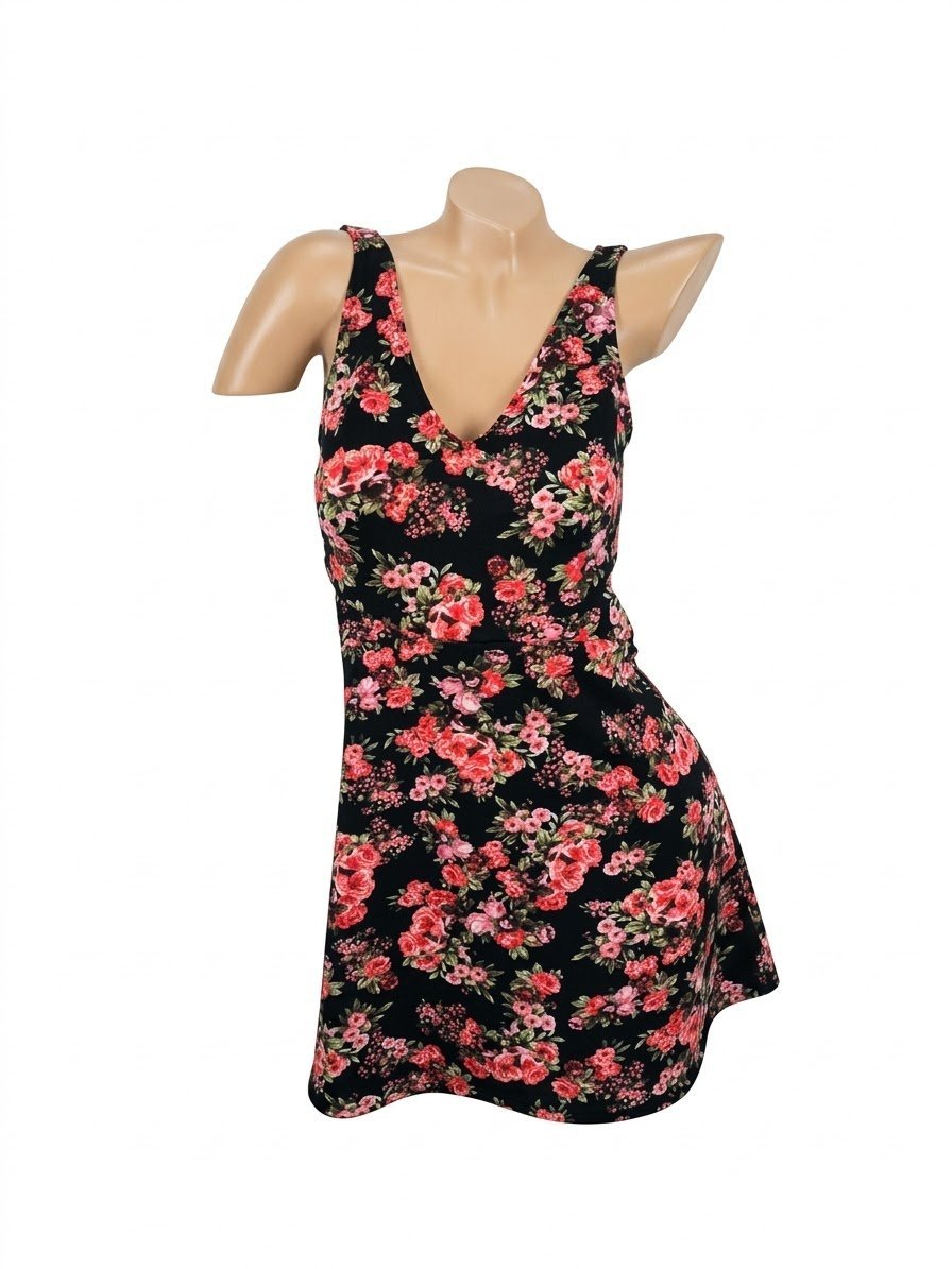 Vestido Floral Negro. Indumentaria. Punto Aparte