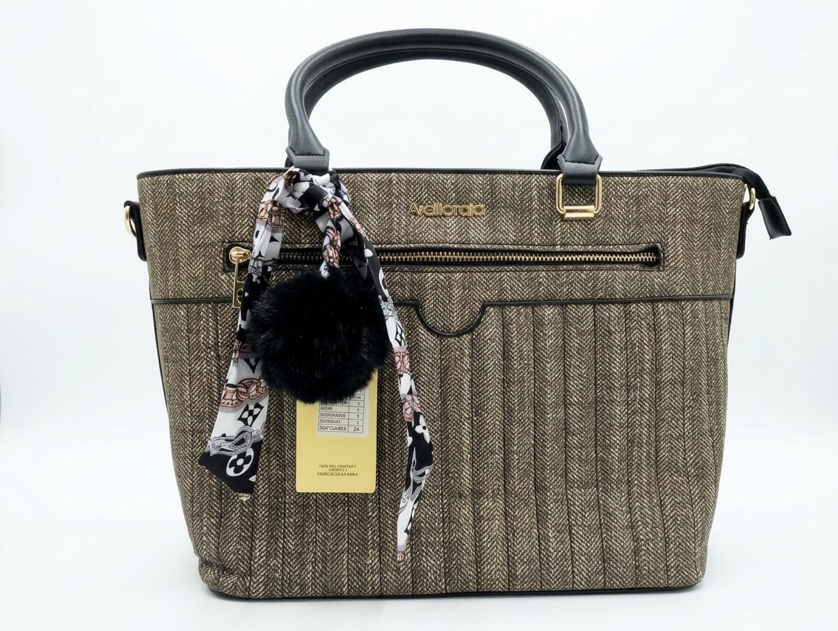 Cartera Tote Gris Tejida. Marroquinería. Punto Aparte